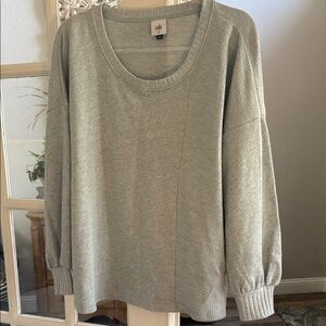 Cabi Top Women’s M NWOT